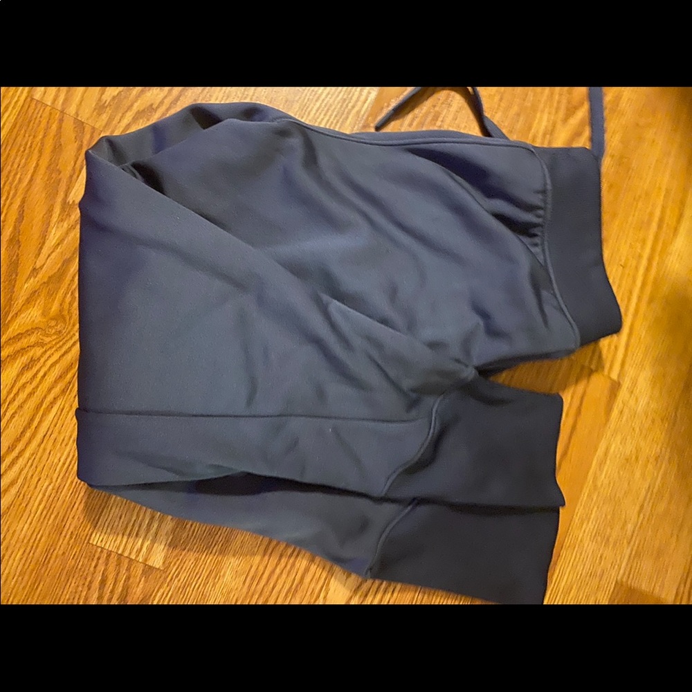 Nwot under armour sweat pants 👖!